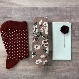 Men's Taupe Floral Necktie Accessory Set